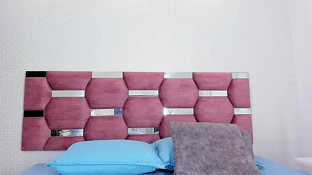 Daliana Beck online show from 1, 2, 2025