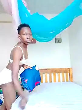 LOVELY-2BERRY online show from 7, 2, 2025