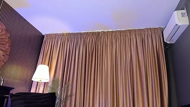 LovingBlondie online show from 29, 6, 2026
