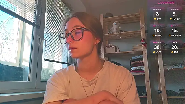 monlight  dana online show from 2, 4, 2026