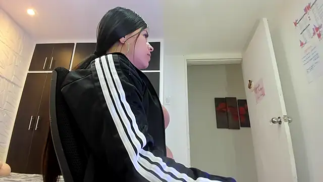 Snapshot of Charlotte_Ice1 chatting on 23, 12, 2024 Charlotte Ice1 online show from 23, 12, 2024