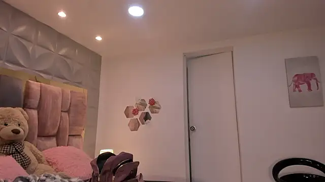 Charlotte Ice1 online show from 12, 3, 2026