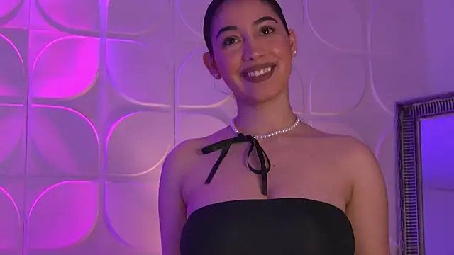 Snapshot of Amy_Sin chatting on 3, 2, 2025 Amy Sin online show from 3, 2, 2025