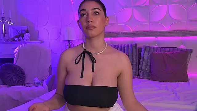 Snapshot of Amy_Sin chatting on 3, 2, 2025 Amy Sin online show from 3, 2, 2025