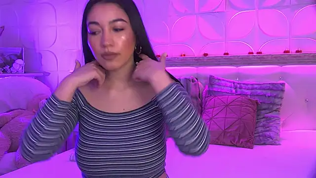 Snapshot of Amy_Sin chatting on 2, 3, 2025 Amy Sin online show from 2, 3, 2025