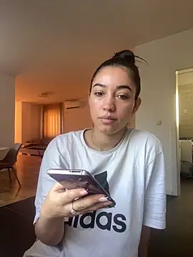 Snapshot of Amy_Sin chatting on 23, 9, 2025 Amy Sin online show from 23, 9, 2025