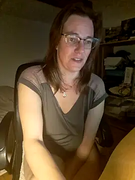 SpiceLea online show from 7, 2, 2025