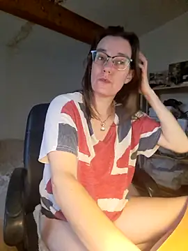 SpiceLea online show from 10, 2, 2025