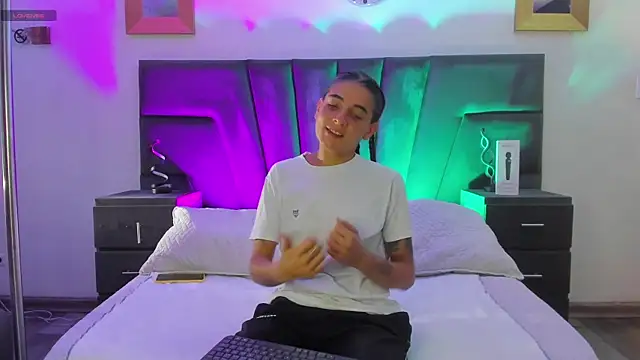 AndreaAndKarina online show from 19, 1, 2025