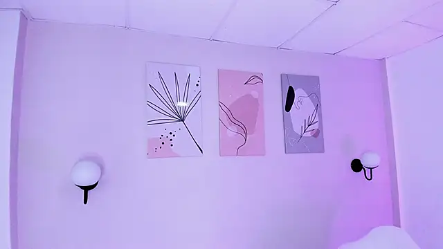 GENNESIS LOVE online show from 18, 12, 2024