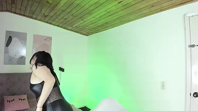 GENNESIS LOVE online show from 17, 3, 2025