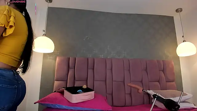 brithanyadams23 online show from 21, 3, 2025