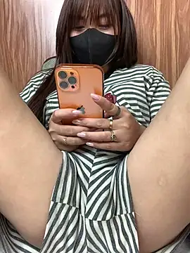 Hatachi ne12 online show from 13, 4, 2026