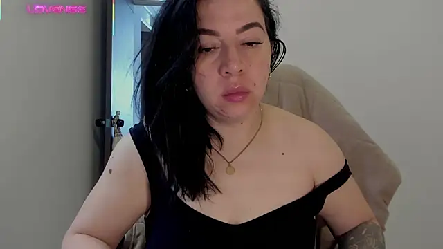 Snapshot of Im_coco chatting on 11, 11, 2025 Im coco online show from 11, 11, 2025