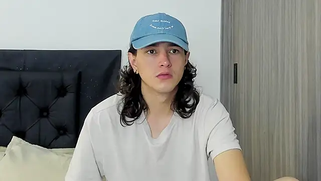 alex connorr online show from 27, 1, 2025