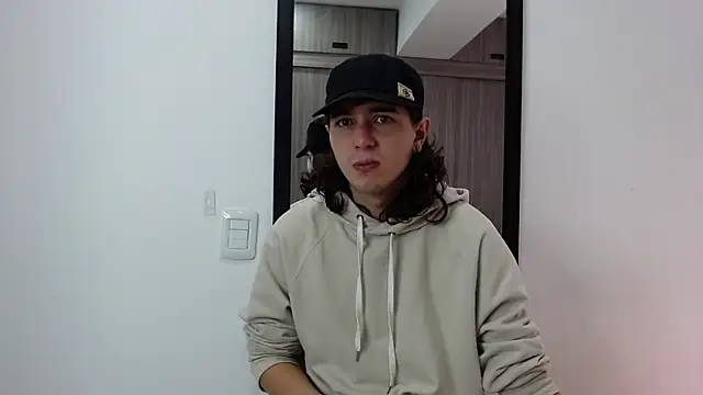 alex connorr online show from 8, 2, 2025