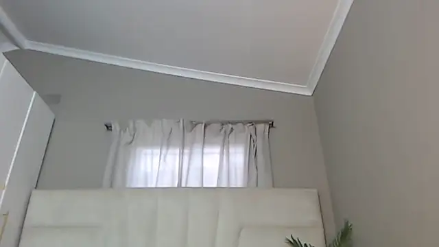 naughtyblackdolie online show from 24, 1, 2025