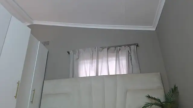 naughtyblackdolie online show from 11, 2, 2025