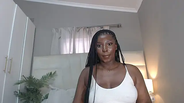 naughtyblackdolie online show from 24, 4, 2026