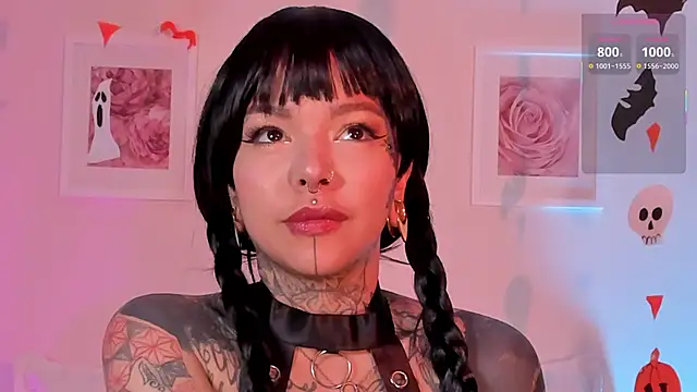 Snapshot of NinaInk chatting on 19, 10, 2025 NinaInk online show from 19, 10, 2025