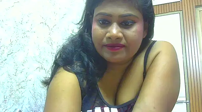 sexy roma online show from 8, 3, 2025