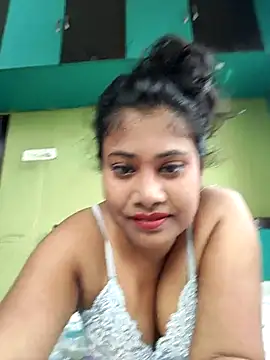 Snapshot of sexy_roma chatting on 4, 4, 2026 sexy roma online show from 4, 4, 2026