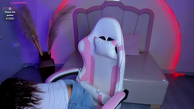 katy sweet19 online show from 23, 2, 2026