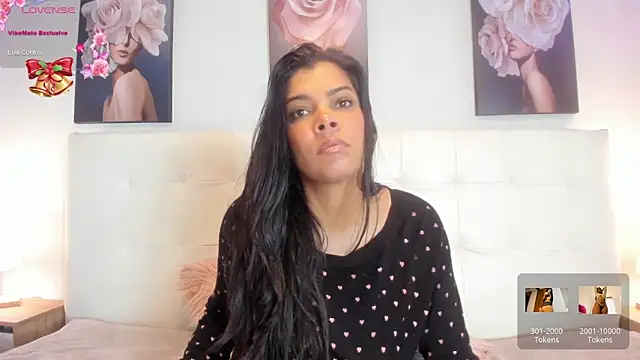 Snapshot of Sweetdreamses_ chatting on 13, 12, 2024 Sweetdreamses  online show from 13, 12, 2024