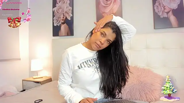 Snapshot of Sweetdreamses_ chatting on 27, 12, 2024 Sweetdreamses  online show from 27, 12, 2024