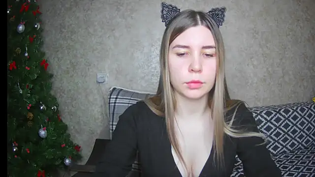 Snapshot of ElllaNuar chatting on 30, 1, 2025 ElllaNuar online show from 30, 1, 2025