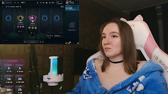 MoonlishSiren online show from 6, 2, 2026