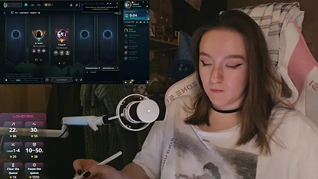 MoonlishSiren online show from 14, 4, 2026