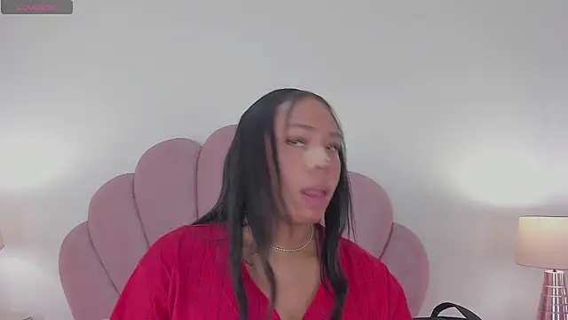 Nicole Paradise online show from 13, 9, 2025