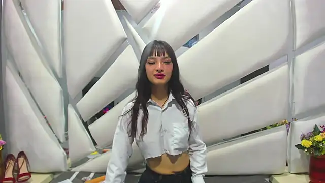 Aurora 18 online show from 25, 2, 2025