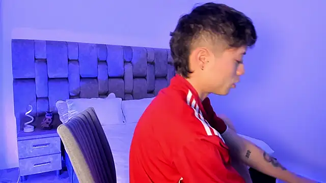 MarcusCollinss  online show from 3, 12, 2024