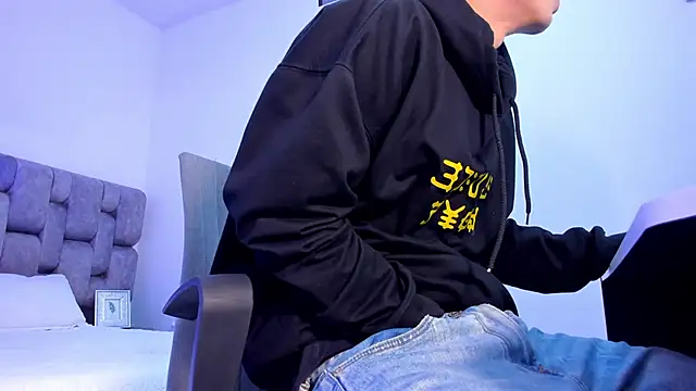 MarcusCollinss  online show from 13, 12, 2024