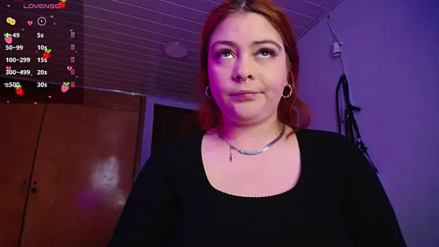 Snapshot of Layna_cold chatting on 13, 2, 2025 Layna cold online show from 13, 2, 2025