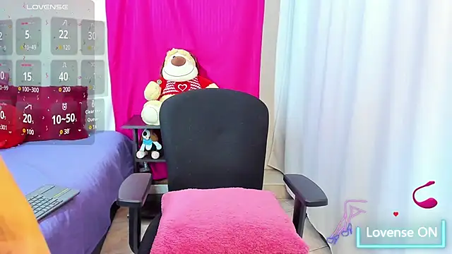 Snapshot of dan_scoott chatting on 10, 12, 2024 dan scoott online show from 10, 12, 2024