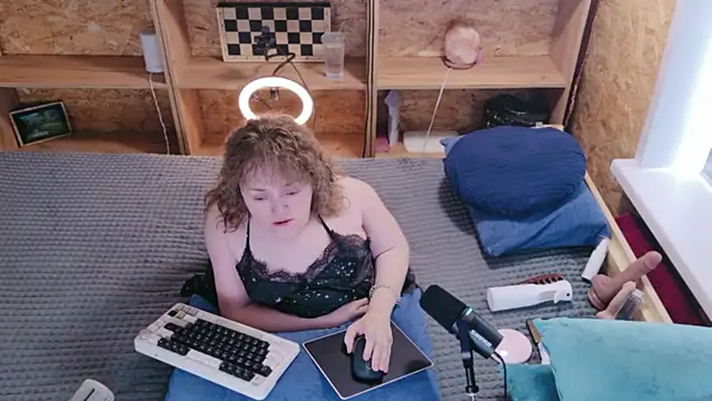 MiniNatalie online show from 23, 5, 2026