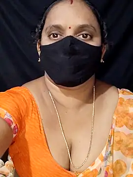 vintage-vibs online show from 17, 2, 2025