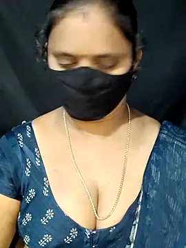 vintage-vibs online show from 3, 3, 2025