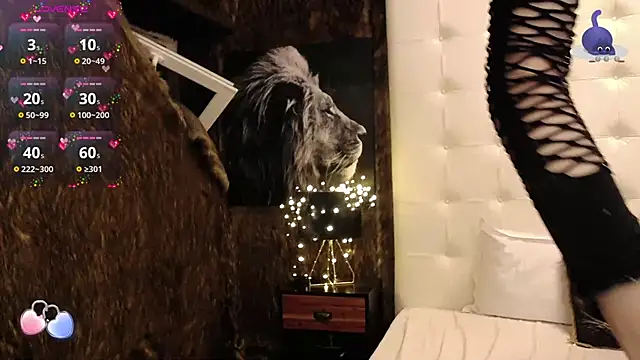 PinkySparks online show from 4, 3, 2025