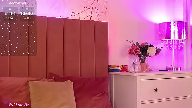 PinkySparks online show from 19, 9, 2025