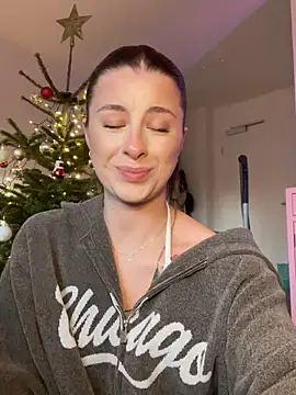 Mia-Minou online show from 20, 12, 2025