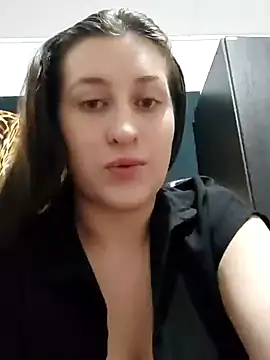 dulccemaria24 online show from 12, 1, 2025