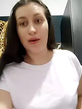 dulccemaria24 online show from 28, 1, 2025