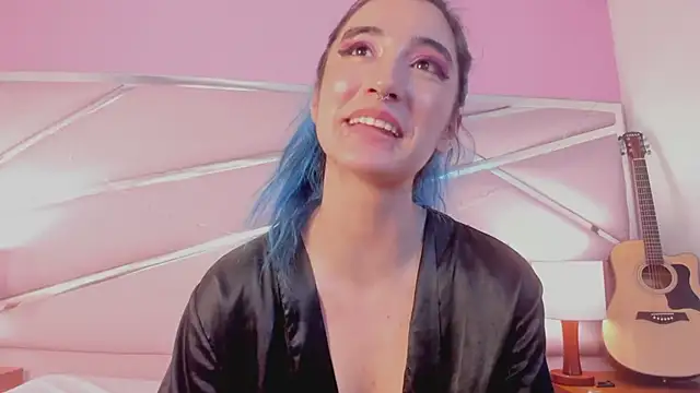 Snapshot of Lunapage chatting on 8, 3, 2025 Lunapage online show from 8, 3, 2025