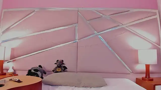 Snapshot of Lunapage chatting on 14, 3, 2025 Lunapage online show from 14, 3, 2025