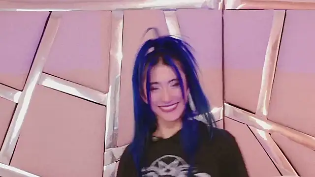 Snapshot of Lunapage chatting on 12, 9, 2025 Lunapage online show from 12, 9, 2025