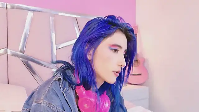 Snapshot of Lunapage chatting on 16, 9, 2025 Lunapage online show from 16, 9, 2025